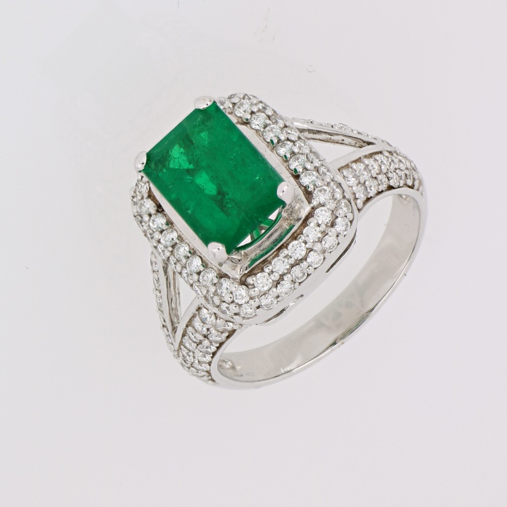 Emerald Diamond ring