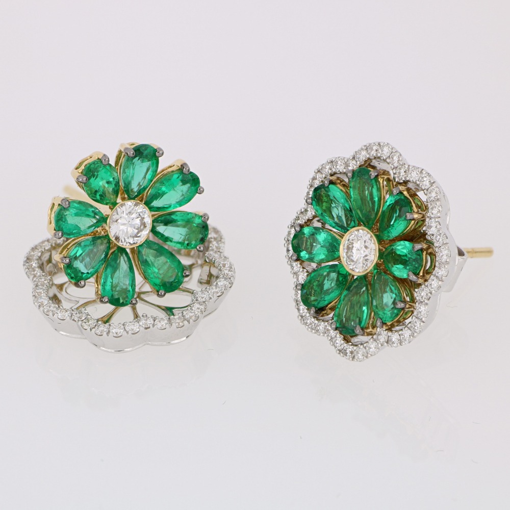 Emerald Diamond earring