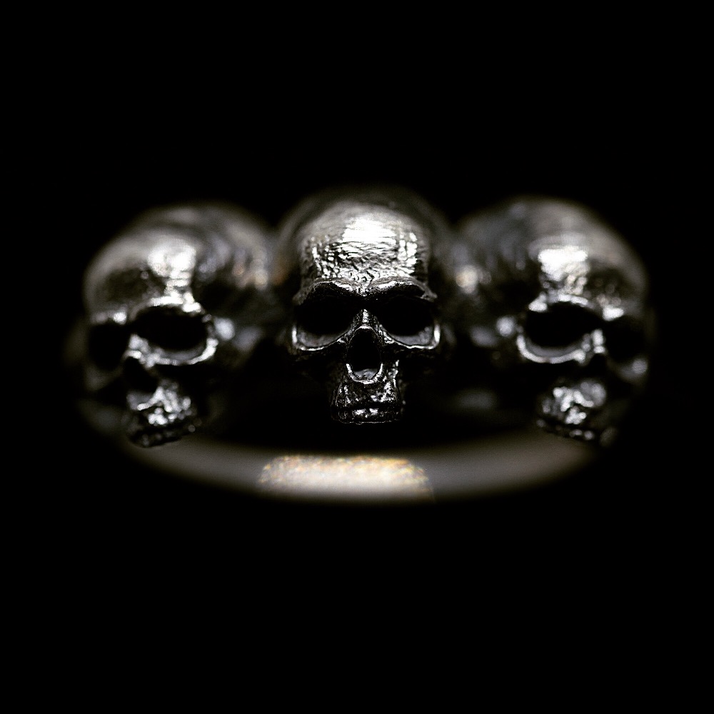 3 Skull ring