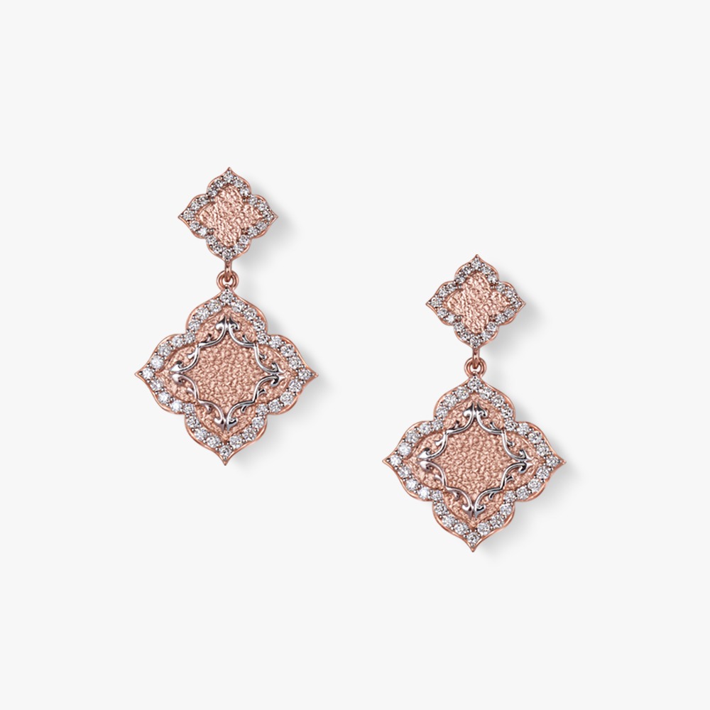 Earrings in 18k rose gold with diamonds