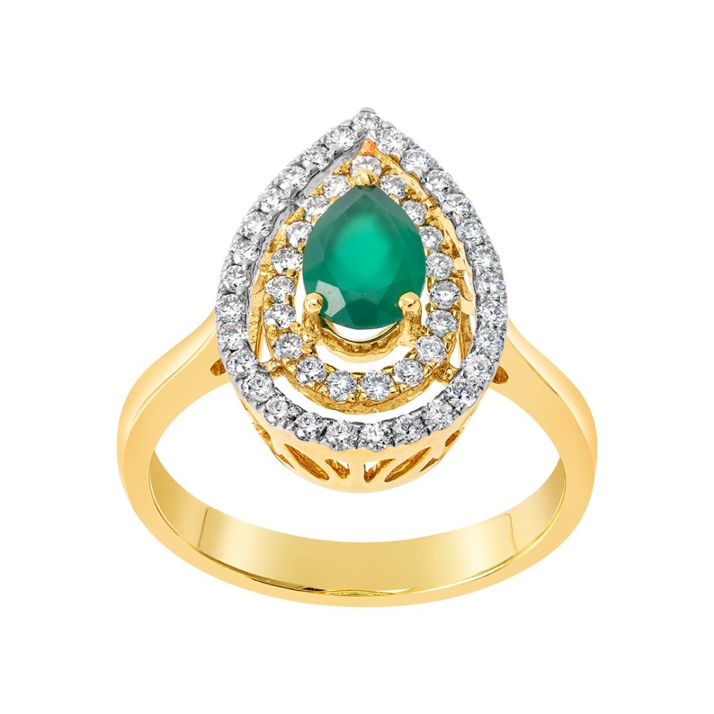 Emerald diamond ring