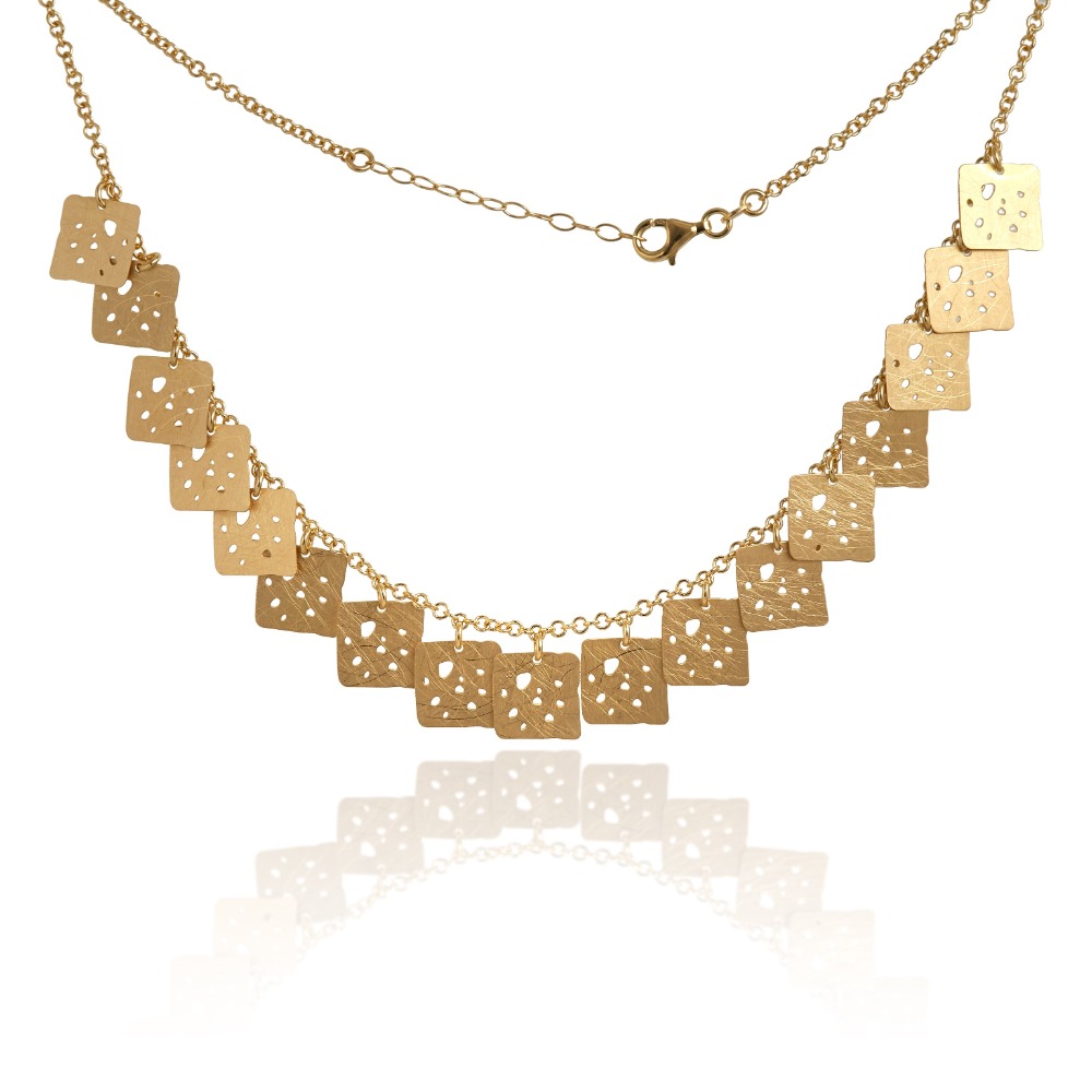 Square necklace round